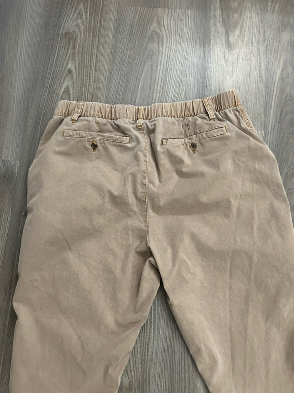 Old Navy women’s Chino Pants - Light Tan - Picture 3 of 5